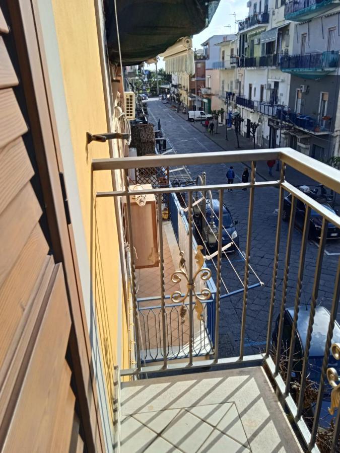 Casa Di Lucia Apartment Bacoli Bagian luar foto
